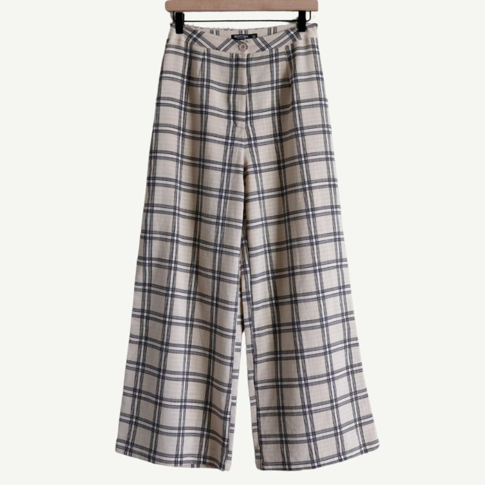 nasty gal plaid wide leg trousers - size 4